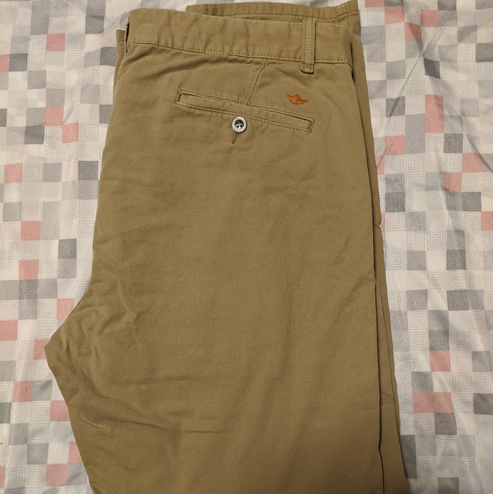 Dockers khakis